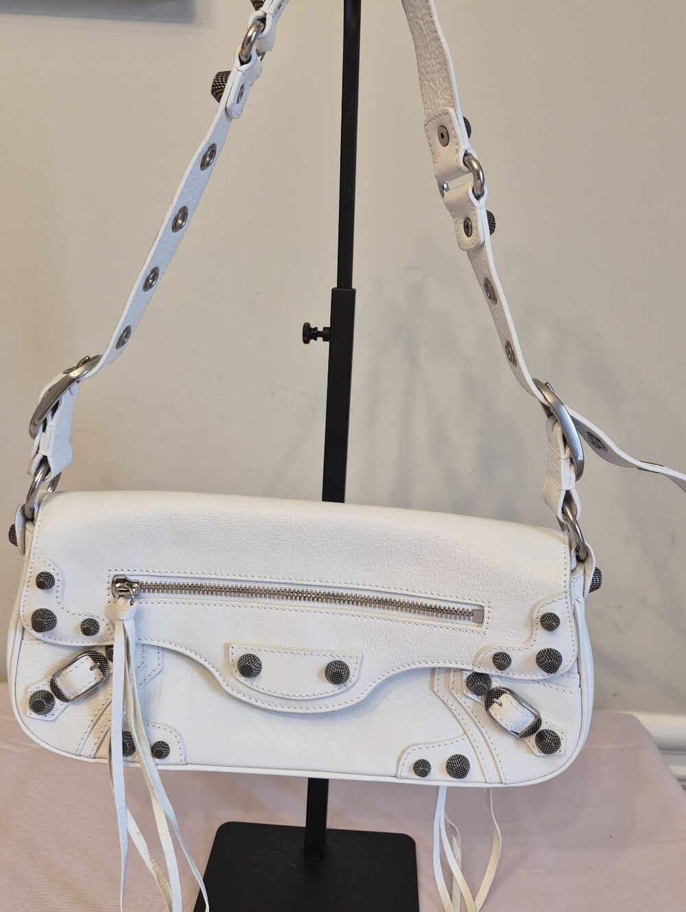 Balenciaga Le Cagole Shoulder Bag – Optic White